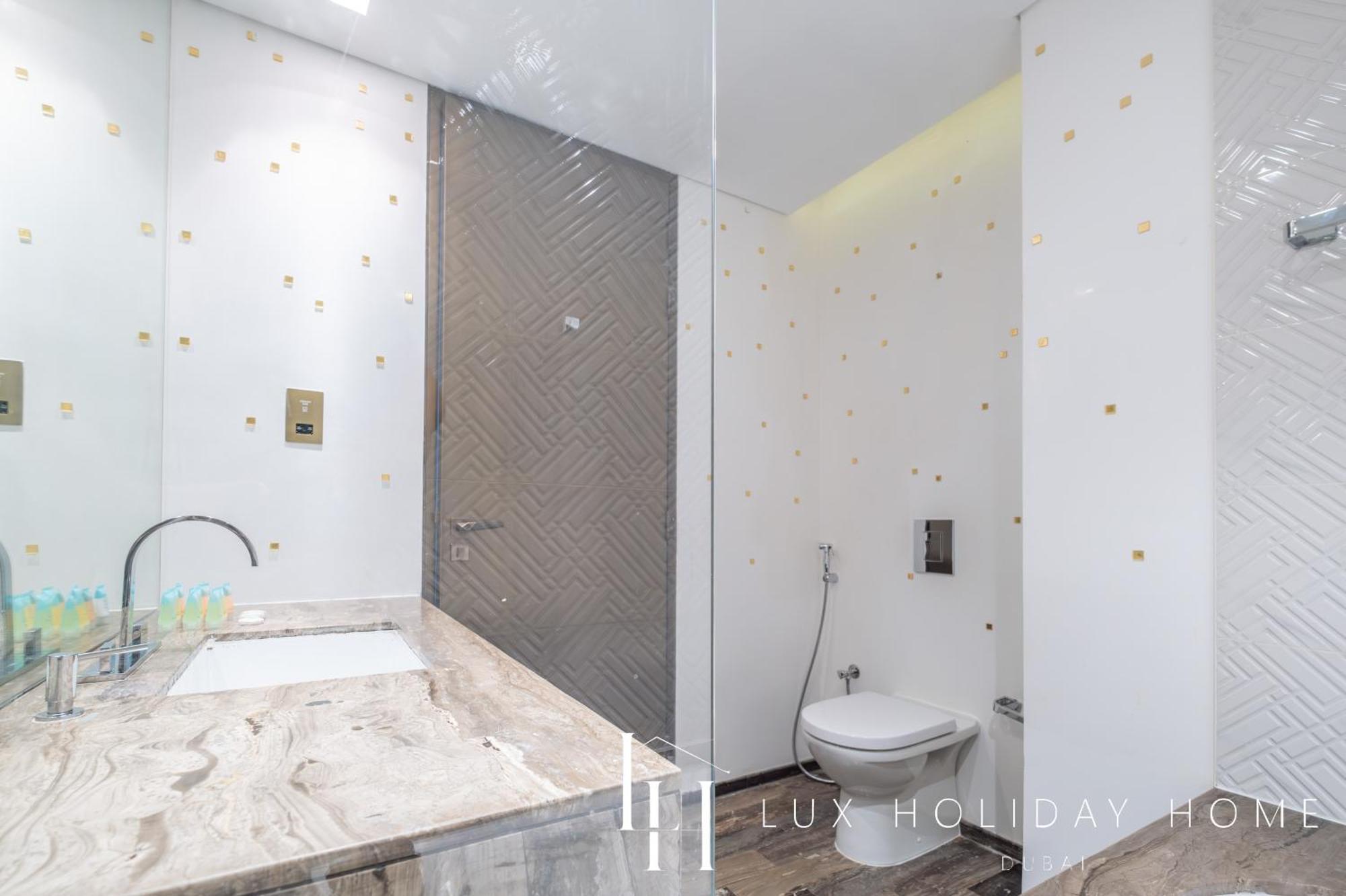 Lux - Lavish Suite With Full Palm Jumeirah View 1 Дубай Екстериор снимка